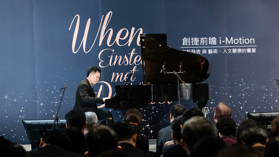 國際知名鋼琴王子陳冠宇帶來精彩鋼琴表演3